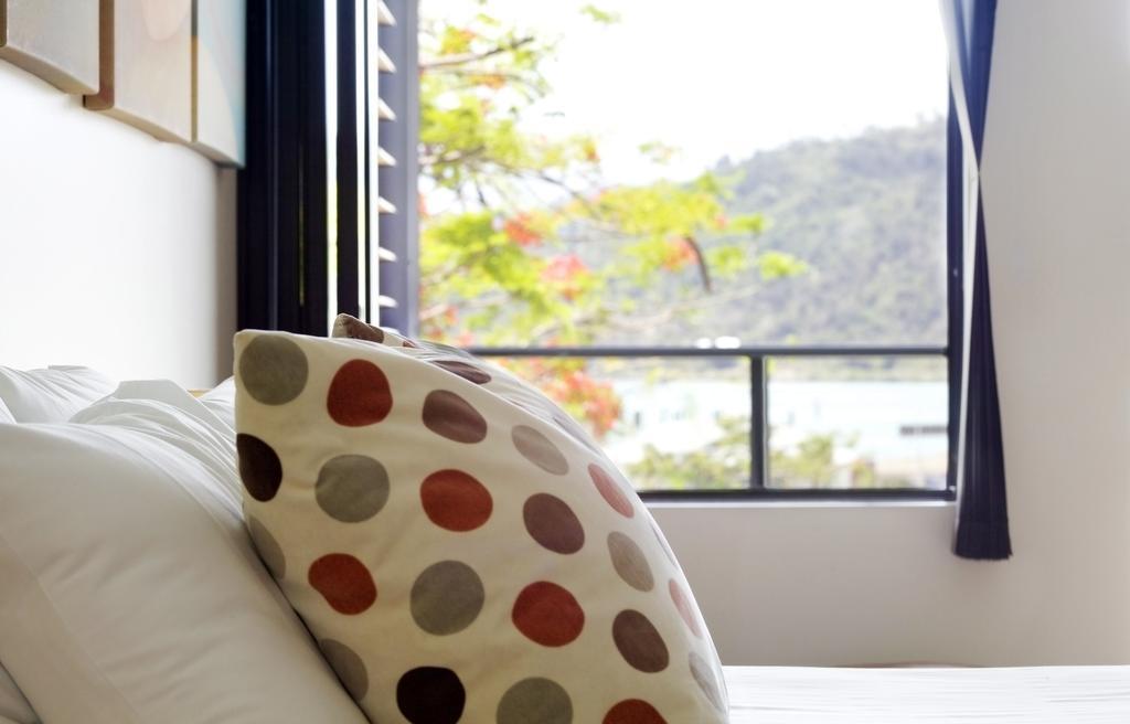 Aparthotel At Waterfront Whitsunday Retreat - Adults Only à Airlie Beach Extérieur photo